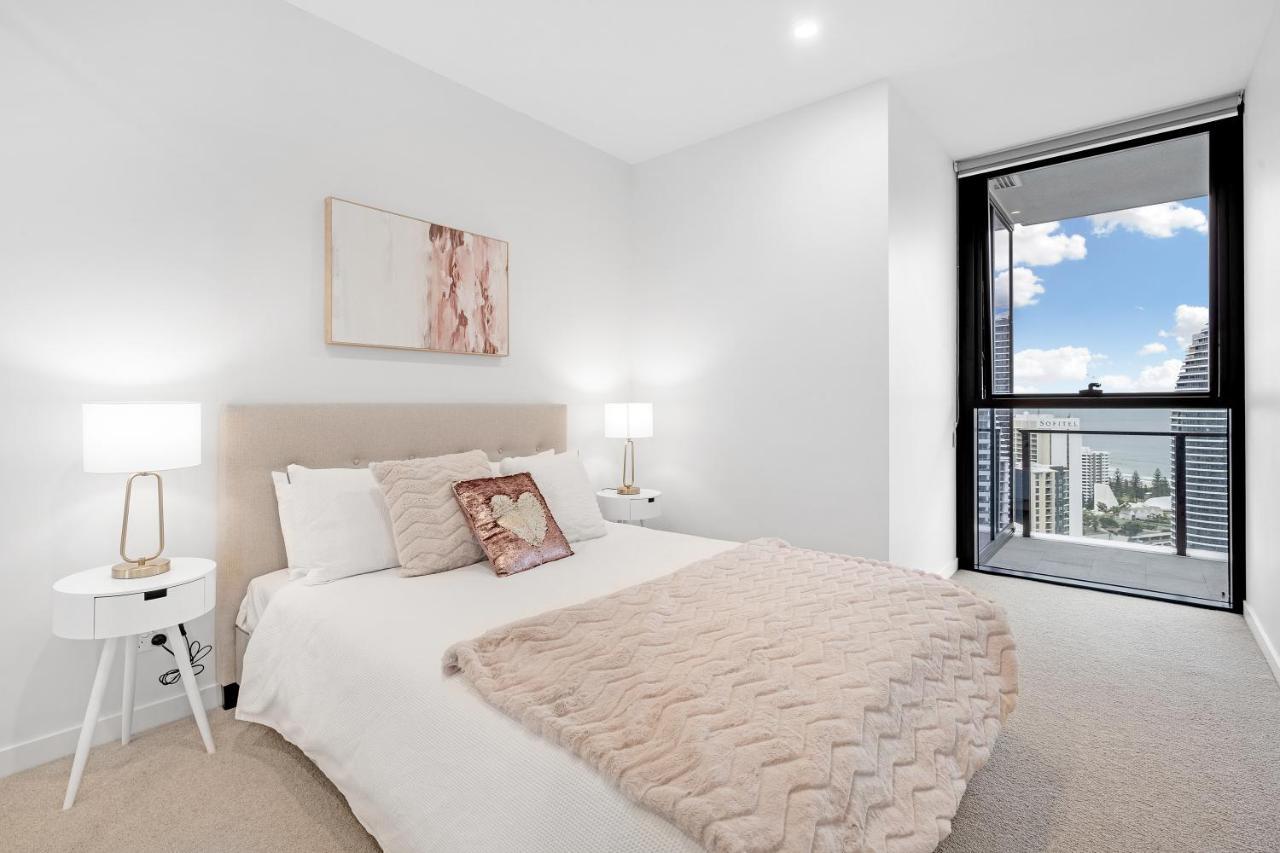 Lamour Ocean View Apartment I In Casino Broadbeach - Free Parking-195Cm Gold Coast Extérieur photo